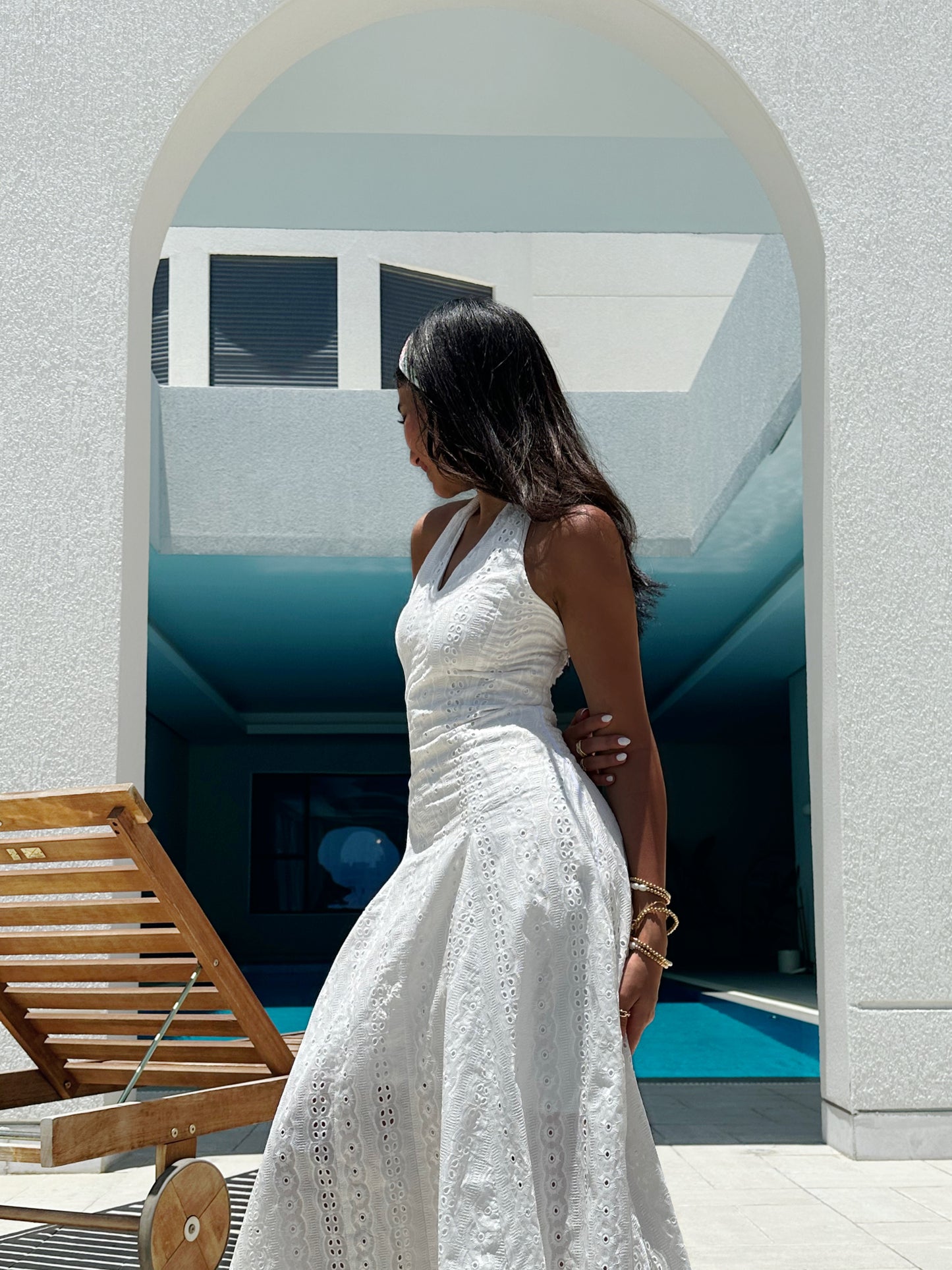 bella in white