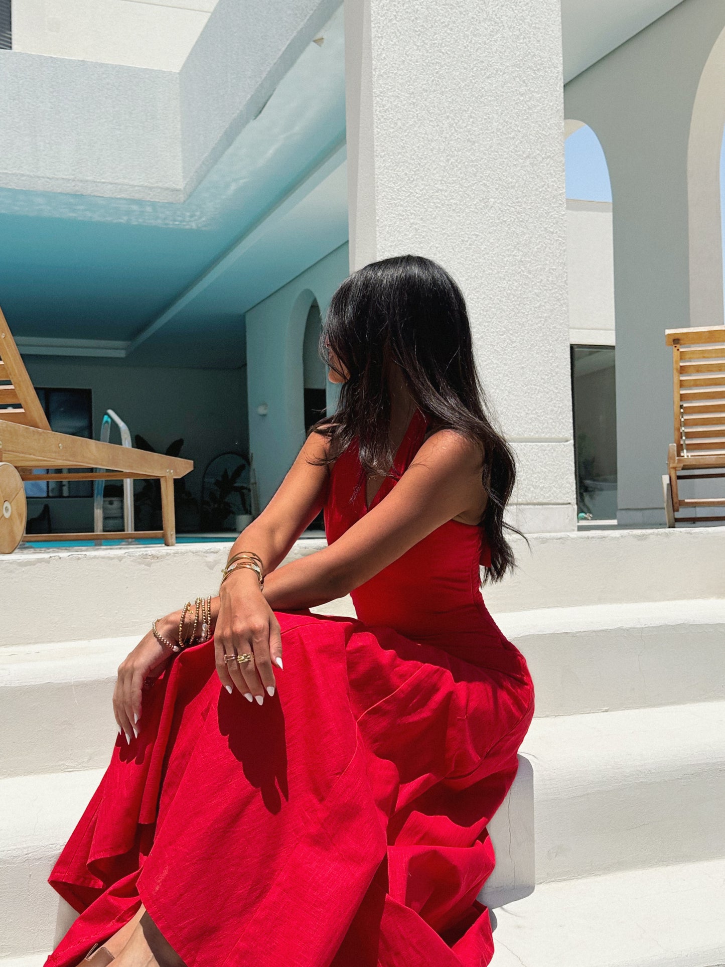 bella in red