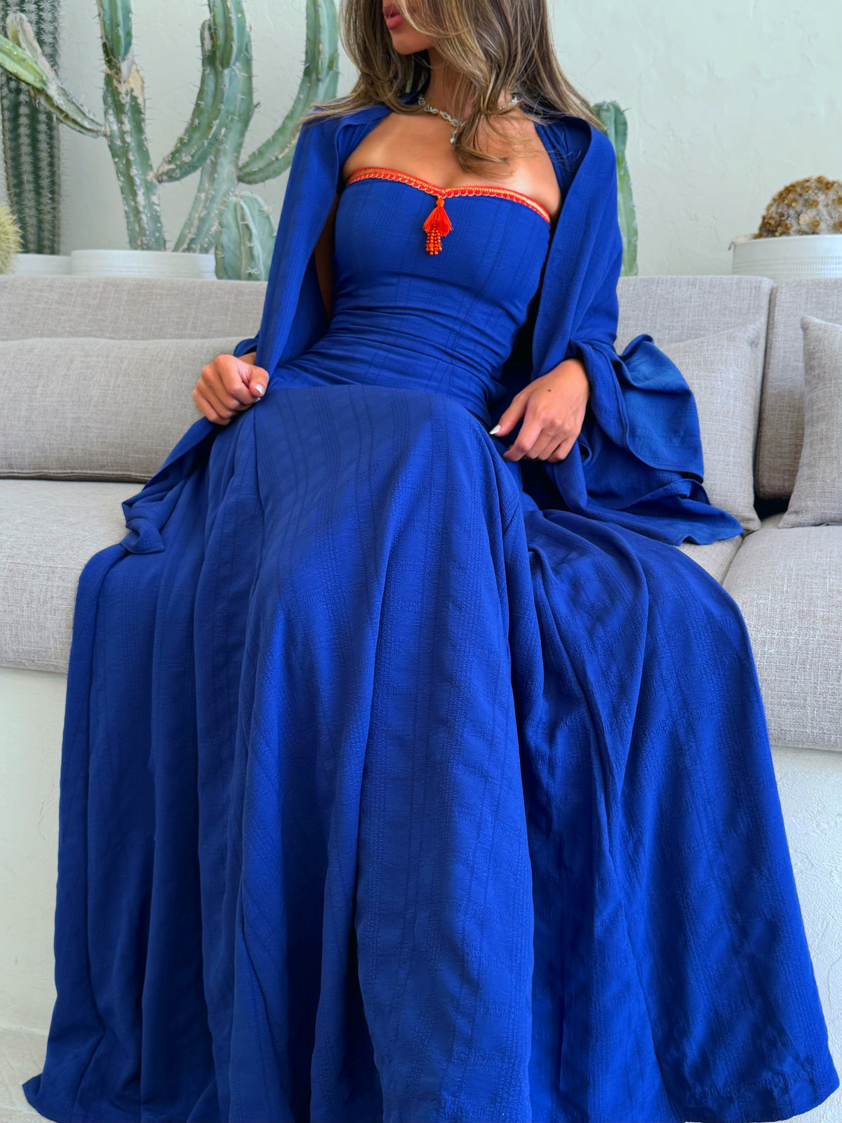 rana set in royal blue