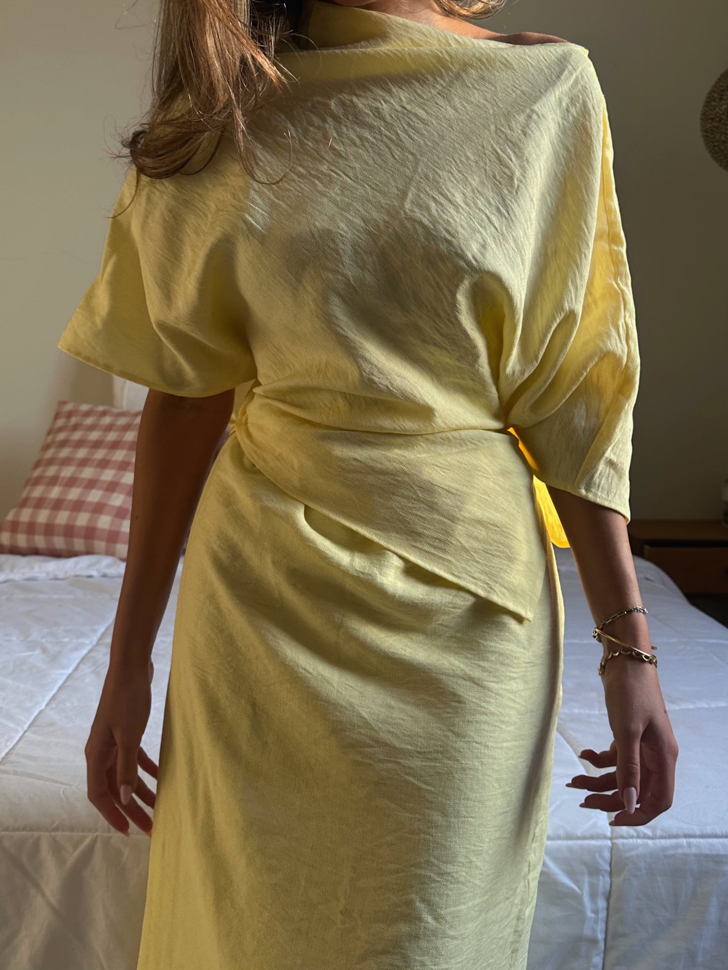 isla in butter yellow