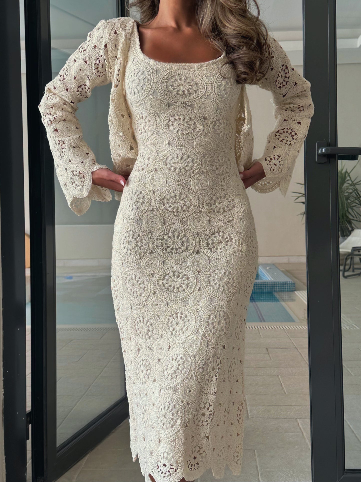 maia set in beige